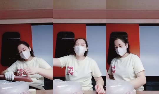 35007256 Buzzcast Live — Oct 26, 2026, 11:05 PM